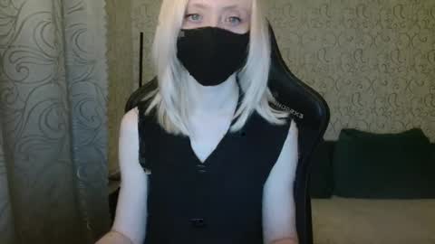 RebesaOlset online show from December 25, 3:38 pm