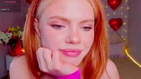 red__candy online show from February 18, 3:44 pm