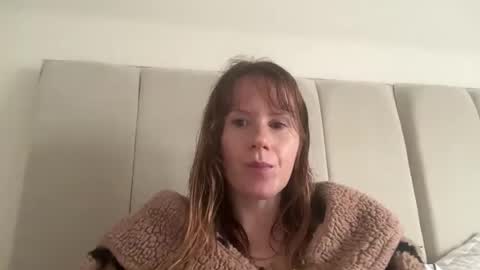 Snapshot of red_head_rosie_69 chatting on October 6, 9:04 am Rosie online show from October 6, 9:04 am