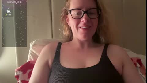 Snapshot of red_head_rosie_69 chatting on February 15, 6:55 am Rosie online show from February 15, 6:55 am