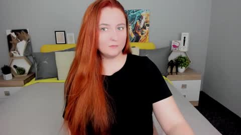 Lessy Fox online show from March 13, 5:03 pm