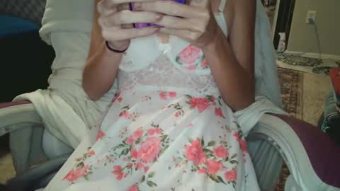 Red online show from October 11, 8:33 pm