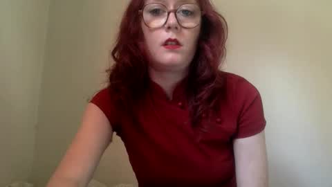 redcassie666 online show from March 28, 4:28 pm