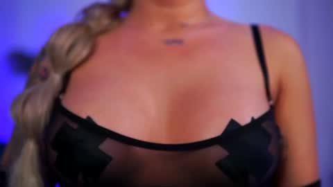 Lara online show from July 29, 9:42 am