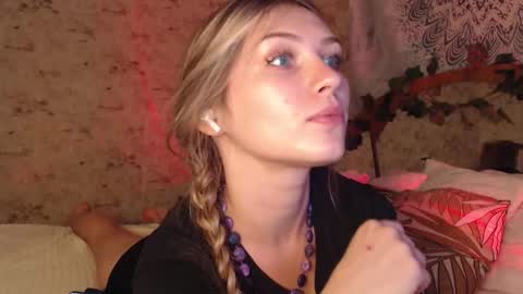 Ana online show from September 20, 2:59 pm