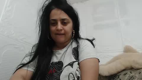 Snapshot of reeapassion chatting on February 24, 11:41 pm Reea online show from February 24, 11:41 pm