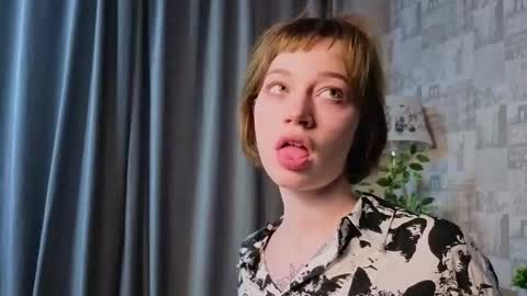 Megan online show from October 7, 2:05 am