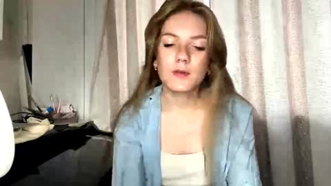Grace online show from July 28, 11:15 pm