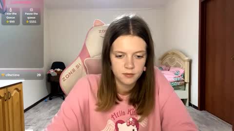 Snapshot of regeniastetson chatting on September 16, 4:26 pm Lucy online show from September 16, 4:26 pm