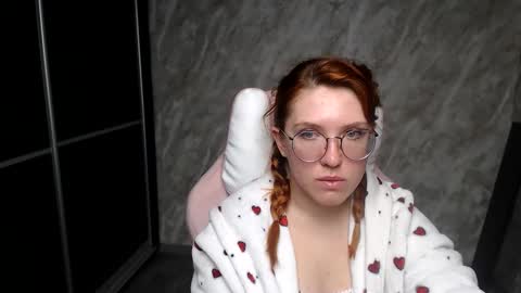 Regina online show from February 21, 2:01 am