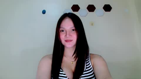 Rei online show from June 5, 1:28 pm
