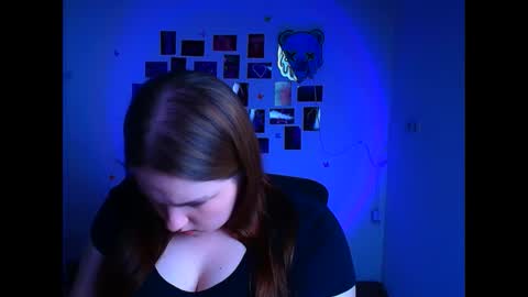 Reina online show from April 5, 11:42 am