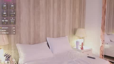 Snapshot of renata_black_ chatting on September 10, 1:44 pm Renata online show from September 10, 1:44 pm