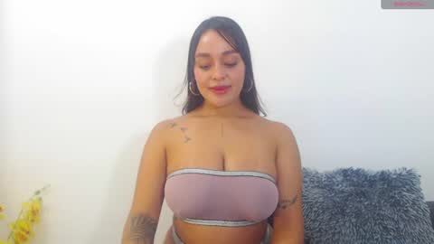 renatabrownn28 online show from July 28, 11:28 am