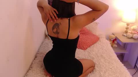 Snapshot of renataj chatting on October 7, 1:59 pm renataj online show from October 7, 1:59 pm