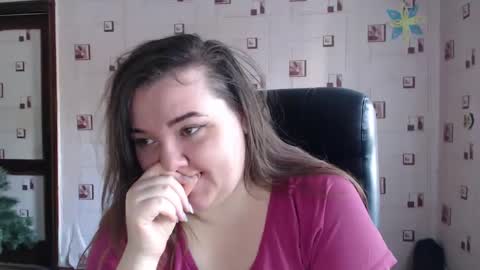 Snapshot of renataoia chatting on February 7, 9:47 am renataoia online show from February 7, 9:47 am