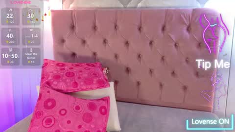RenataPeach online show from June 13, 2:42 am
