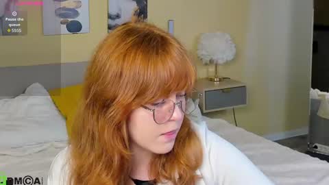 reneefoxy_ online show from July 24, 11:55 pm