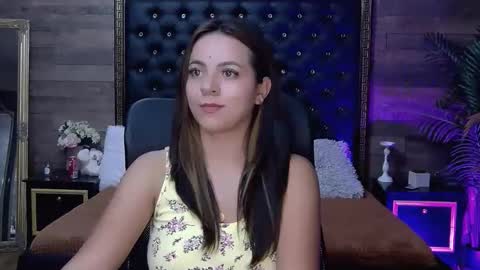 Snapshot of renesmesweet chatting on October 2, 11:26 am renesmesweet online show from October 2, 11:26 am