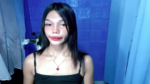 rhiana_slut online show from December 18, 11:48 am