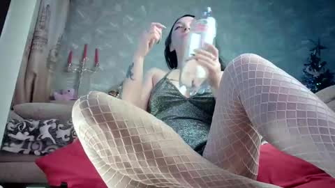 Snapshot of ria_32 chatting on January 14, 2:50 am ria_32 online show from January 14, 2:50 am