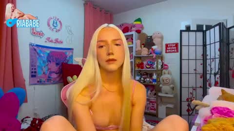 ria  online show from April 18, 3:09 am