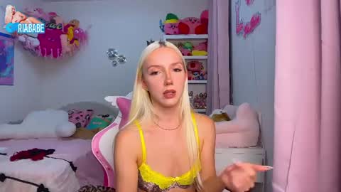 ria  online show from July 18, 3:21 am
