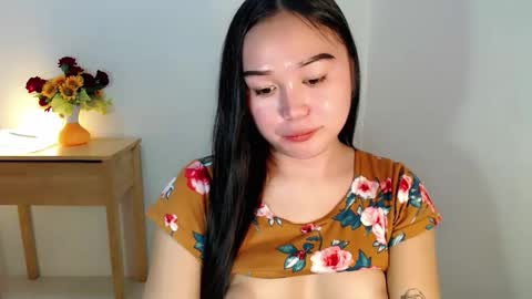 Rica online show from April 4, 1:43 pm