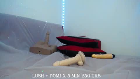 Snapshot of ricura_mily chatting on March 8, 10:30 am milena online show from March 8, 10:30 am