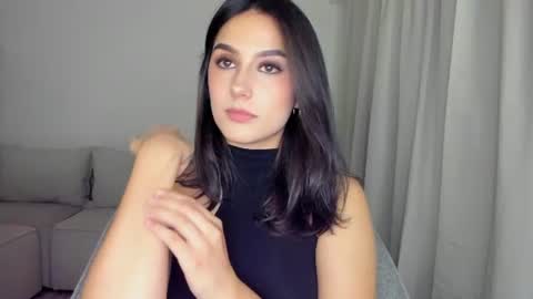 riley_tin online show from July 25, 12:39 am