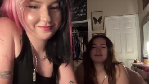 rileycooperrr online show from May 28, 5:16 am