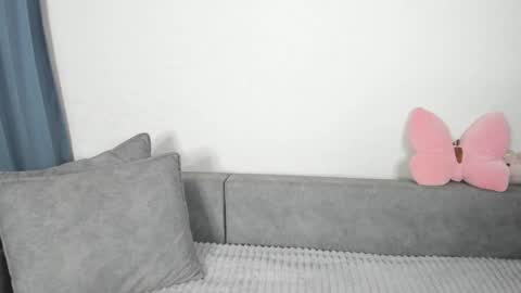 Snapshot of rileymee chatting on January 9, 4:30 am rileymee online show from January 9, 4:30 am