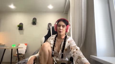 Snapshot of rimaobenshain chatting on September 23, 8:23 am Emily online show from September 23, 8:23 am