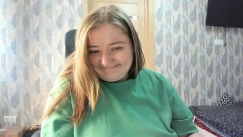 rina16 online show from April 2, 1:19 pm