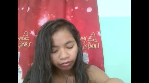 Snapshot of rinah856024 chatting on February 15, 4:25 am rinah856024 online show from February 15, 4:25 am