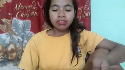 Snapshot of rinah856024 chatting on March 10, 4:17 am rinah856024 online show from March 10, 4:17 am