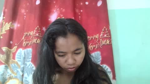 Snapshot of rinah856024 chatting on February 8, 3:30 am rinah856024 online show from February 8, 3:30 am