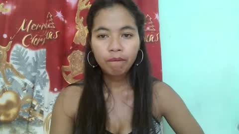 Snapshot of rinah856024 chatting on February 17, 5:12 pm rinah856024 online show from February 17, 5:12 pm