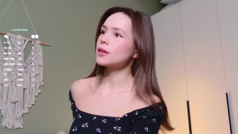 Snapshot of rinassecret chatting on January 7, 5:54 am Rina online show from January 7, 5:54 am