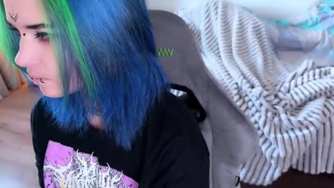   DianaBrite            fansl y online show from September 19, 1:21 pm