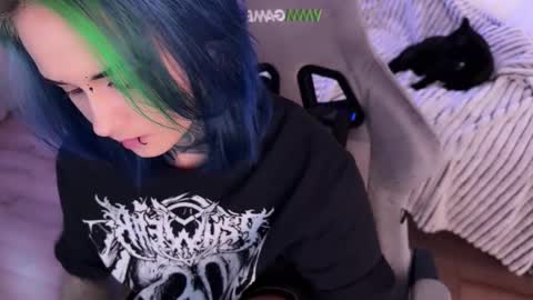   DianaBrite            fansl y online show from October 15, 1:14 pm