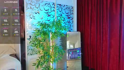 Alice online show from September 9, 2:50 pm