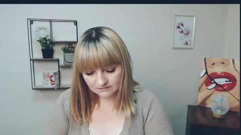Snapshot of rita_sunshine chatting on September 25, 10:03 am rita_sunshine online show from September 25, 10:03 am