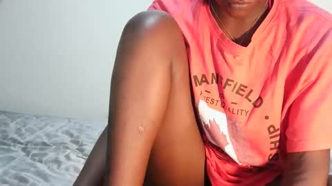 rlessing2 online show from November 11, 7:33 pm