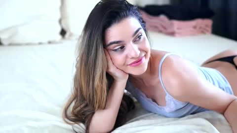 Roberta online show from March 12, 2:20 pm