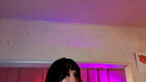 robin D online show from June 6, 2:34 pm