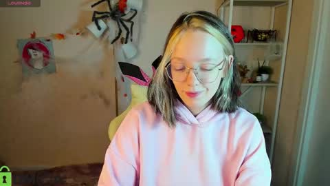 Rockett online show from November 10, 1:00 am