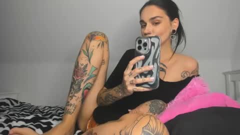 Snapshot of rokiinbaby chatting on December 9, 9:16 pm rokiinbaby online show from December 9, 9:16 pm