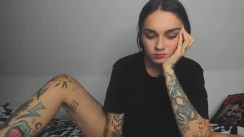 Snapshot of rokiinbaby chatting on January 13, 8:48 pm rokiinbaby online show from January 13, 8:48 pm