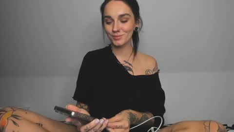 Snapshot of rokiinbaby chatting on December 22, 8:47 pm rokiinbaby online show from December 22, 8:47 pm